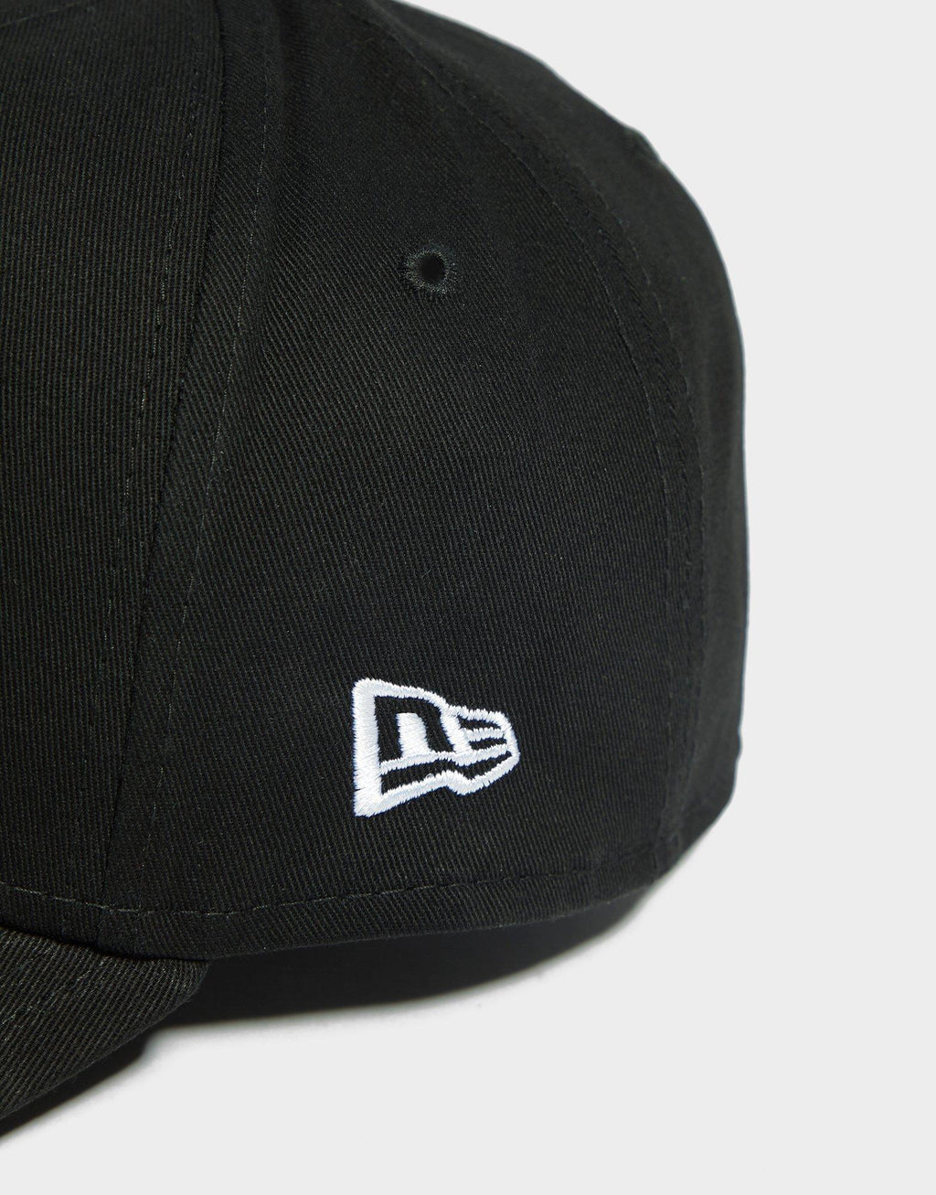 9FORTY Manchester United Adjustable Cap
