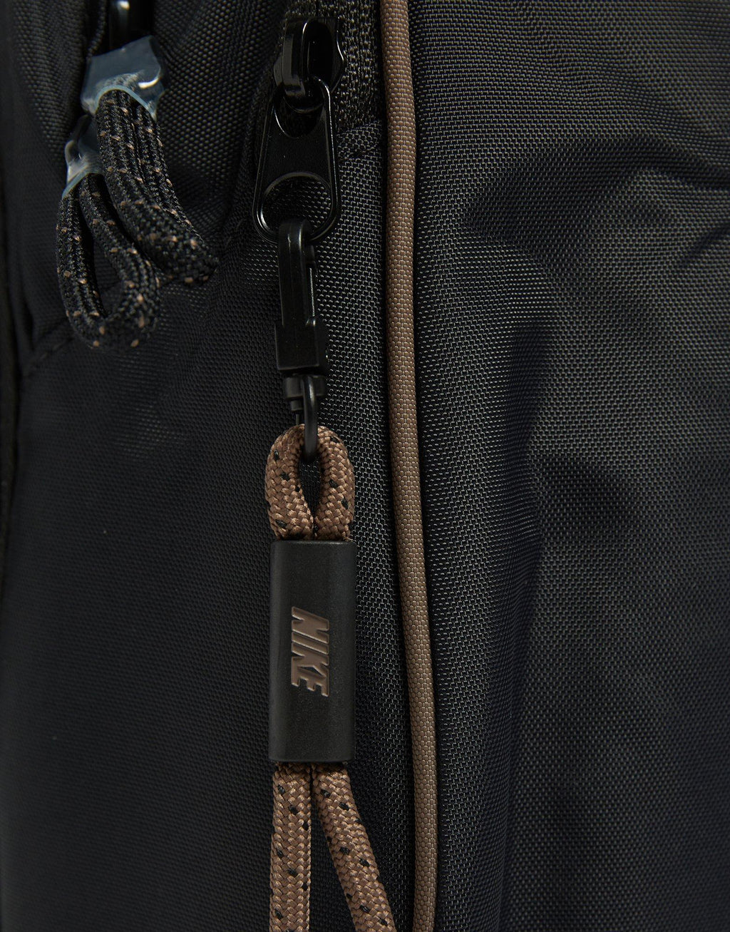 Sportswear Essentials Sling Bag