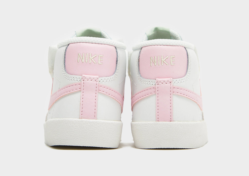 Blazer Mid