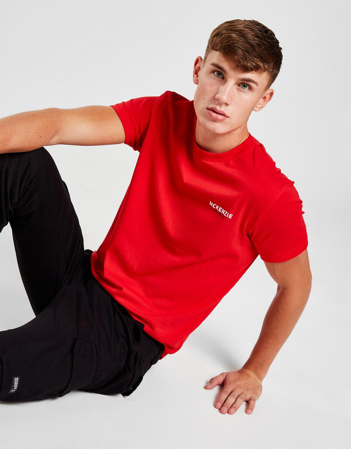 Essential Logo T-Shirt