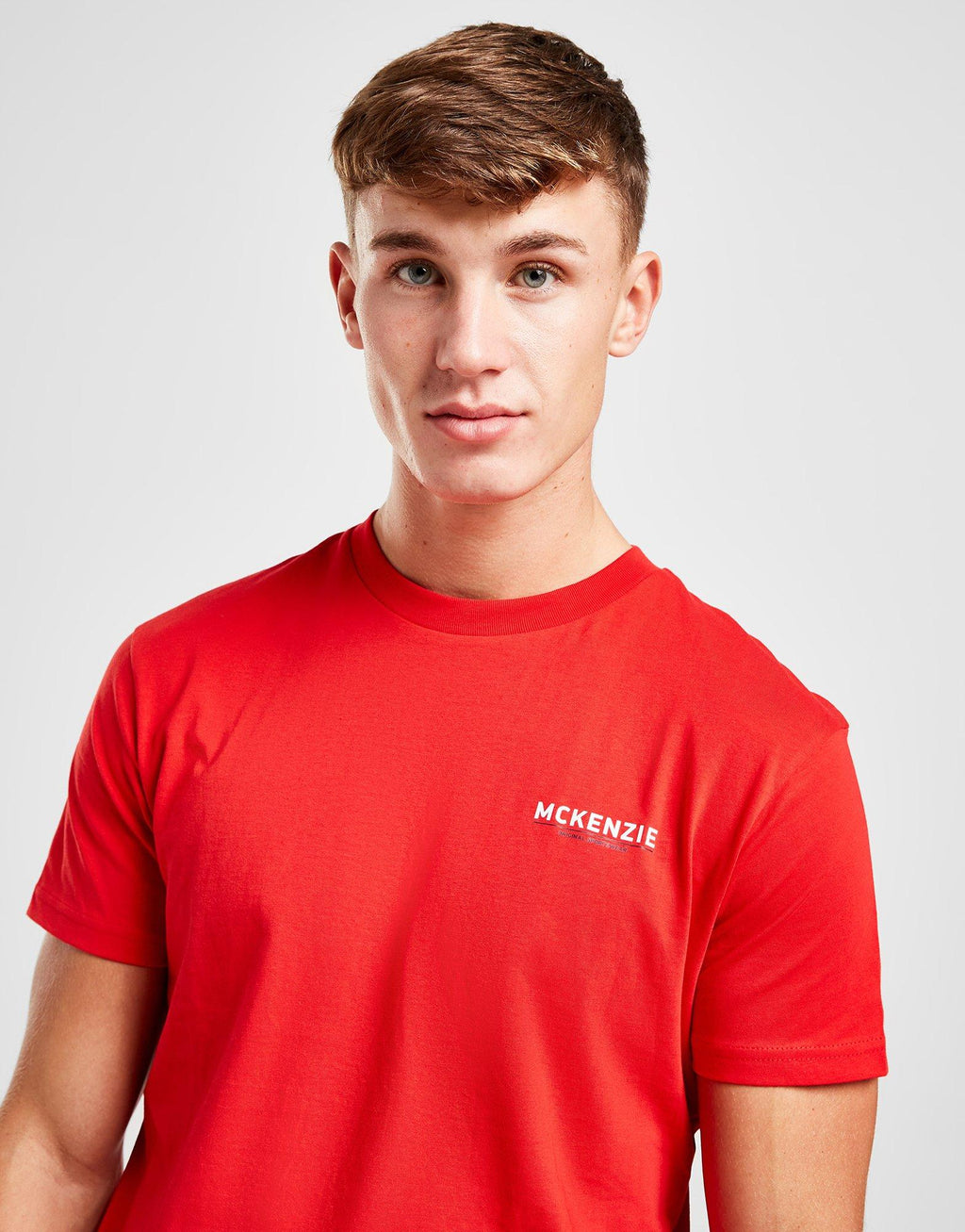 Essential Logo T-Shirt
