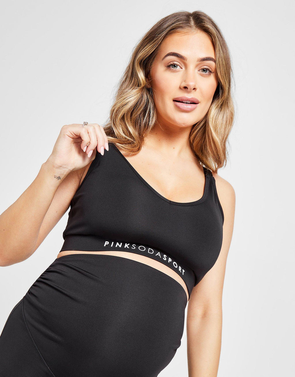 Maternity Core Mid Sports Bra