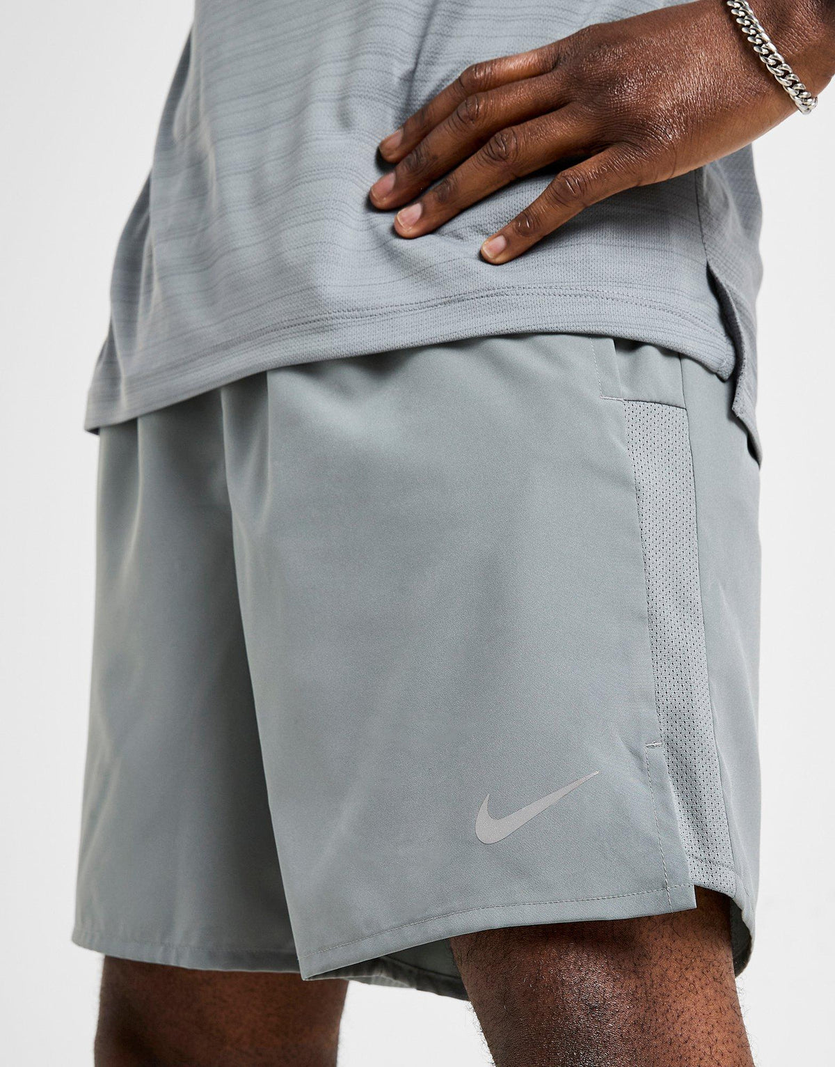 Challenger 7" Shorts