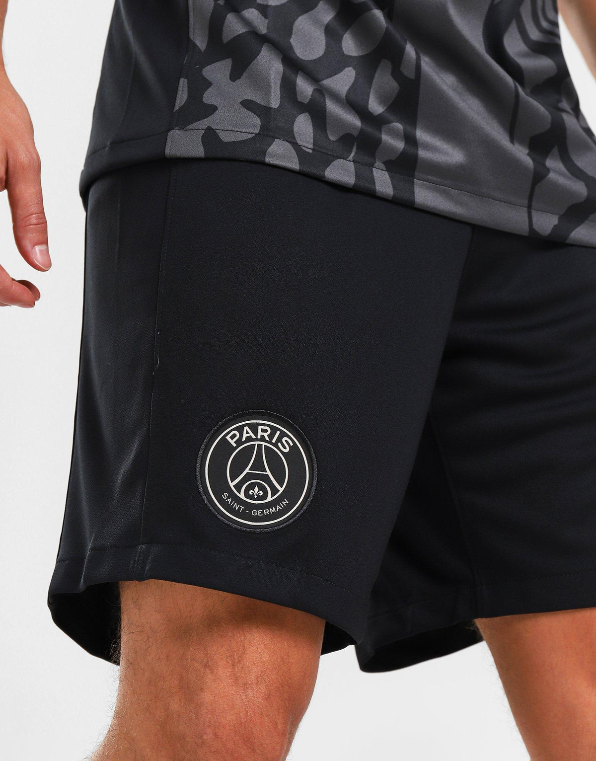 Paris Saint Germain 2023/24 Third Shorts