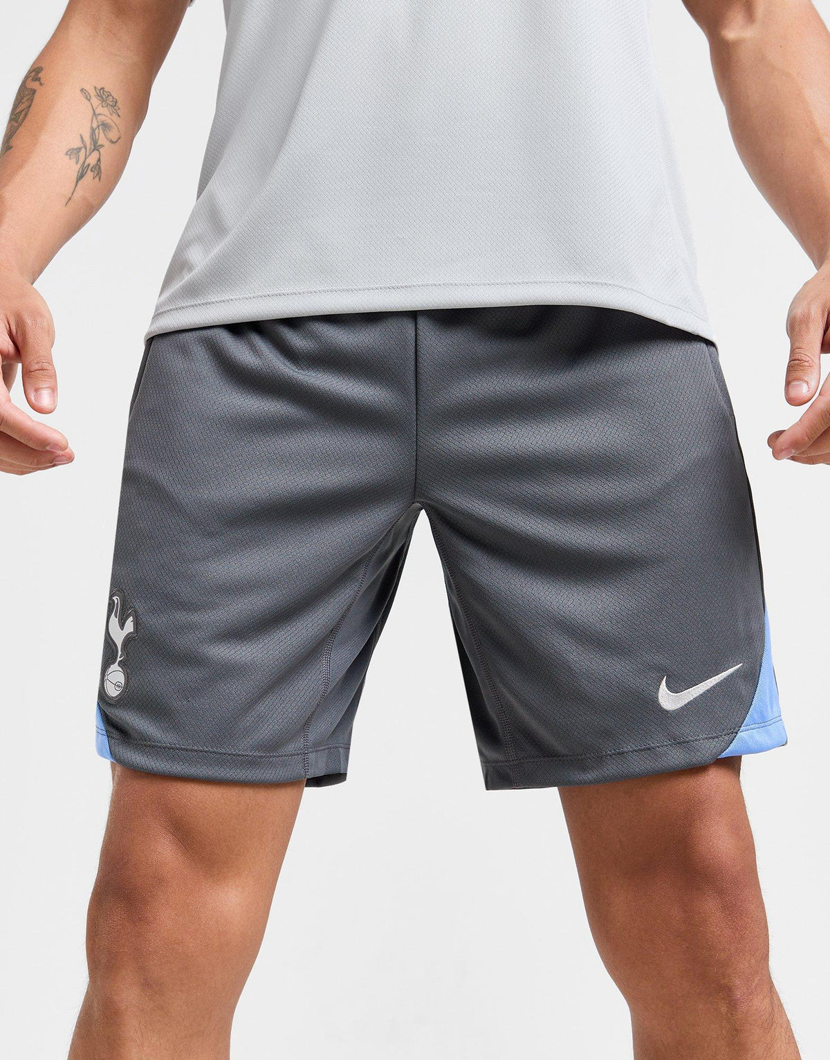 Tottenham Hotspur FC Strike Shorts