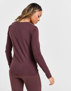 Essential Logo Long Sleeve T-Shirt