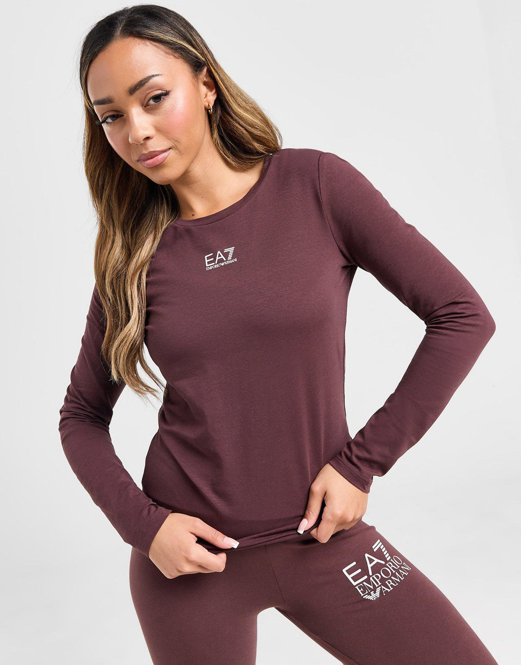 Essential Logo Long Sleeve T-Shirt