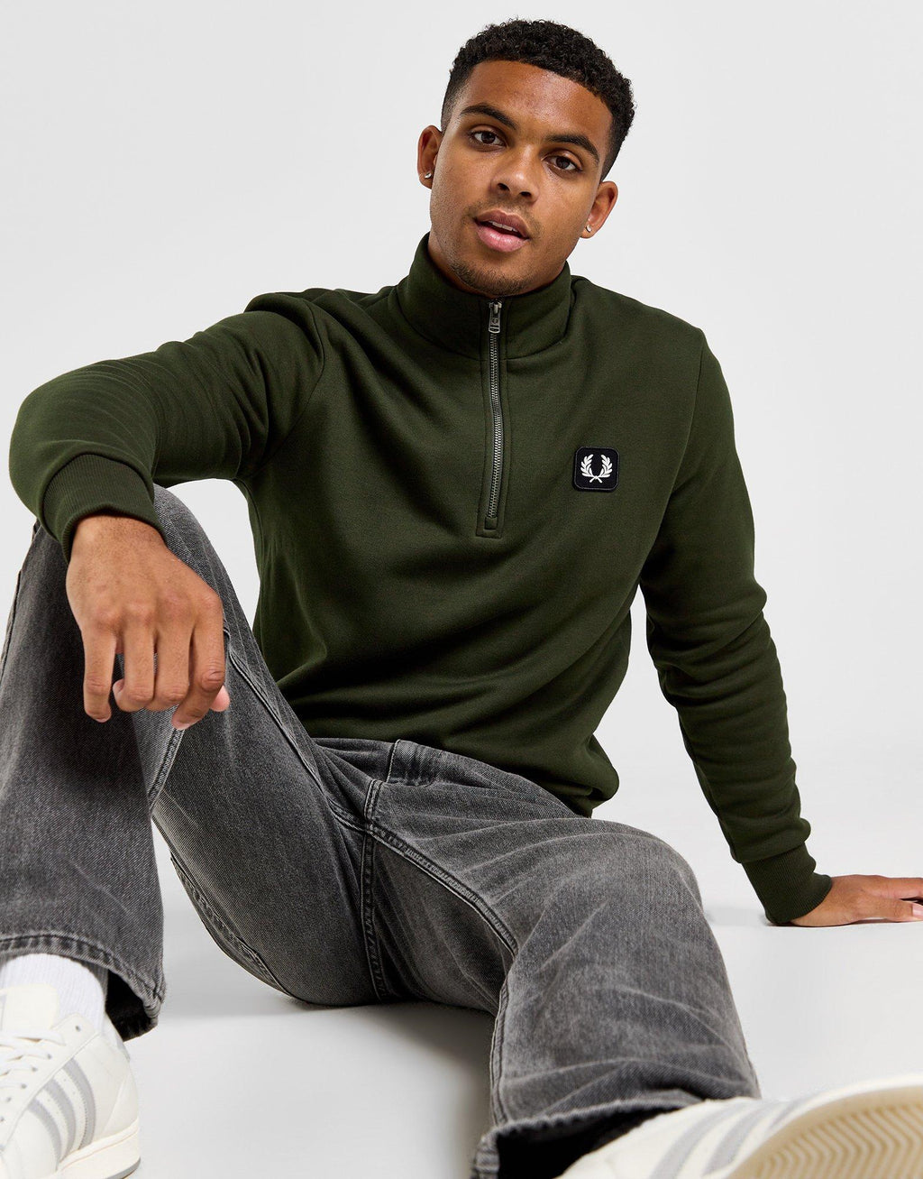 Badge 1/2 Zip Sweatshirt