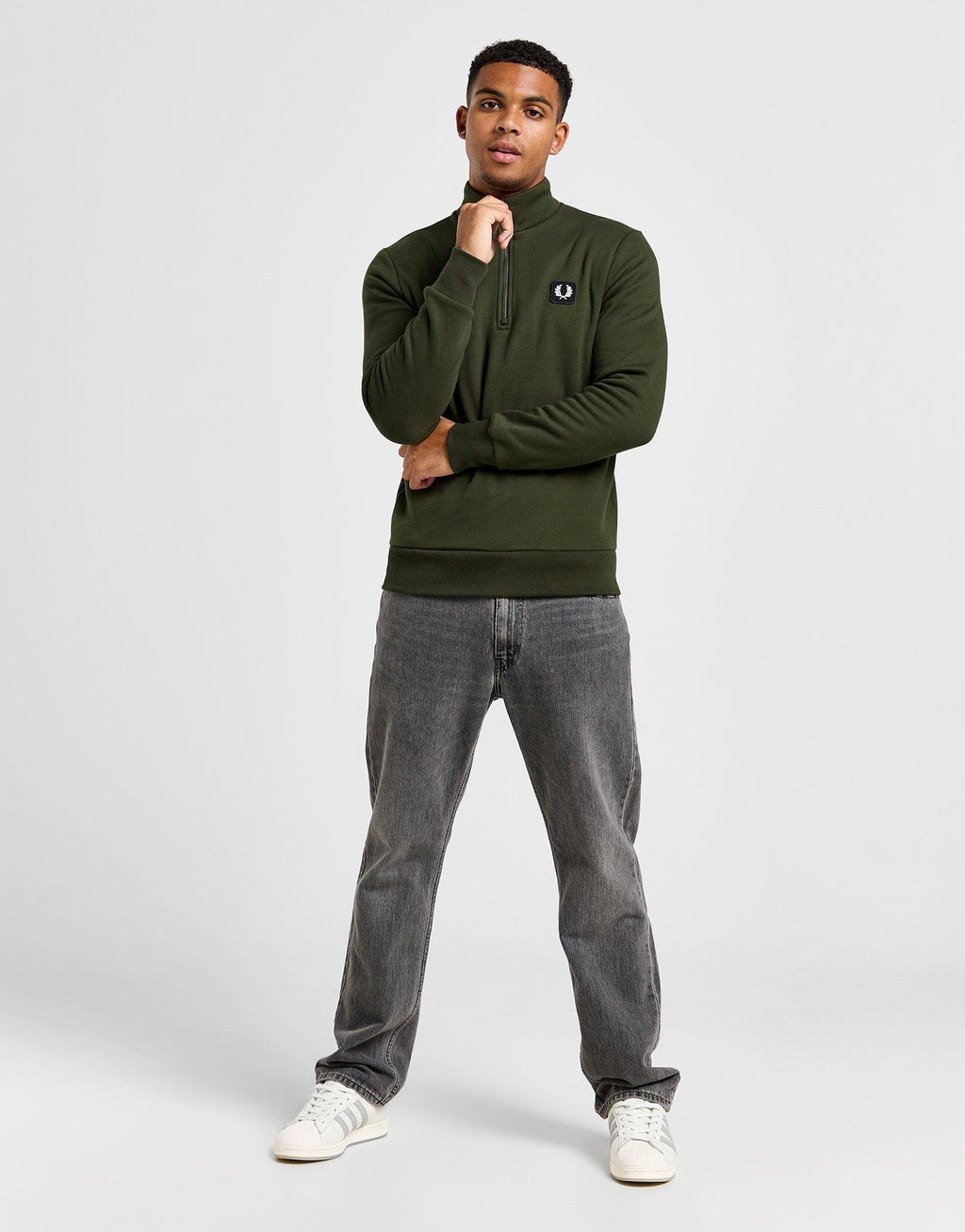 Badge 1/2 Zip Sweatshirt