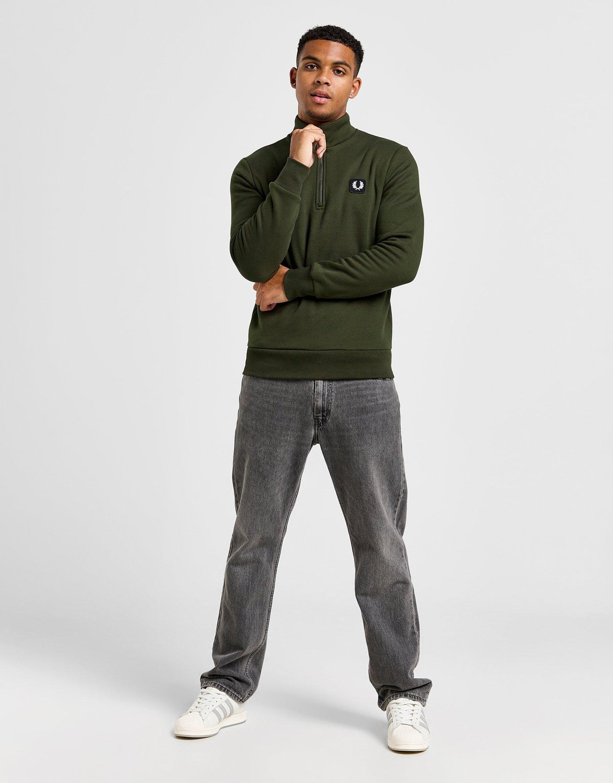 Badge 1/2 Zip Sweatshirt