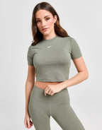 Essential Slim Crop Top