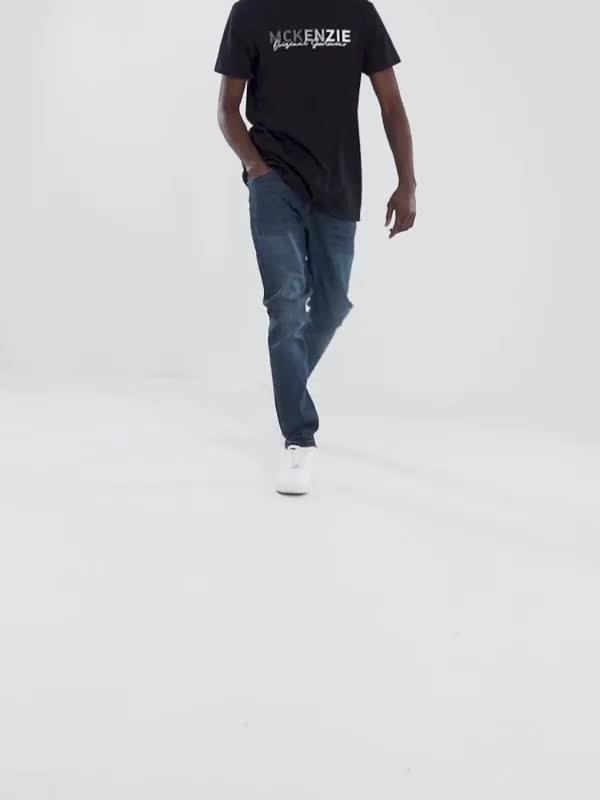 Core Slim Jeans