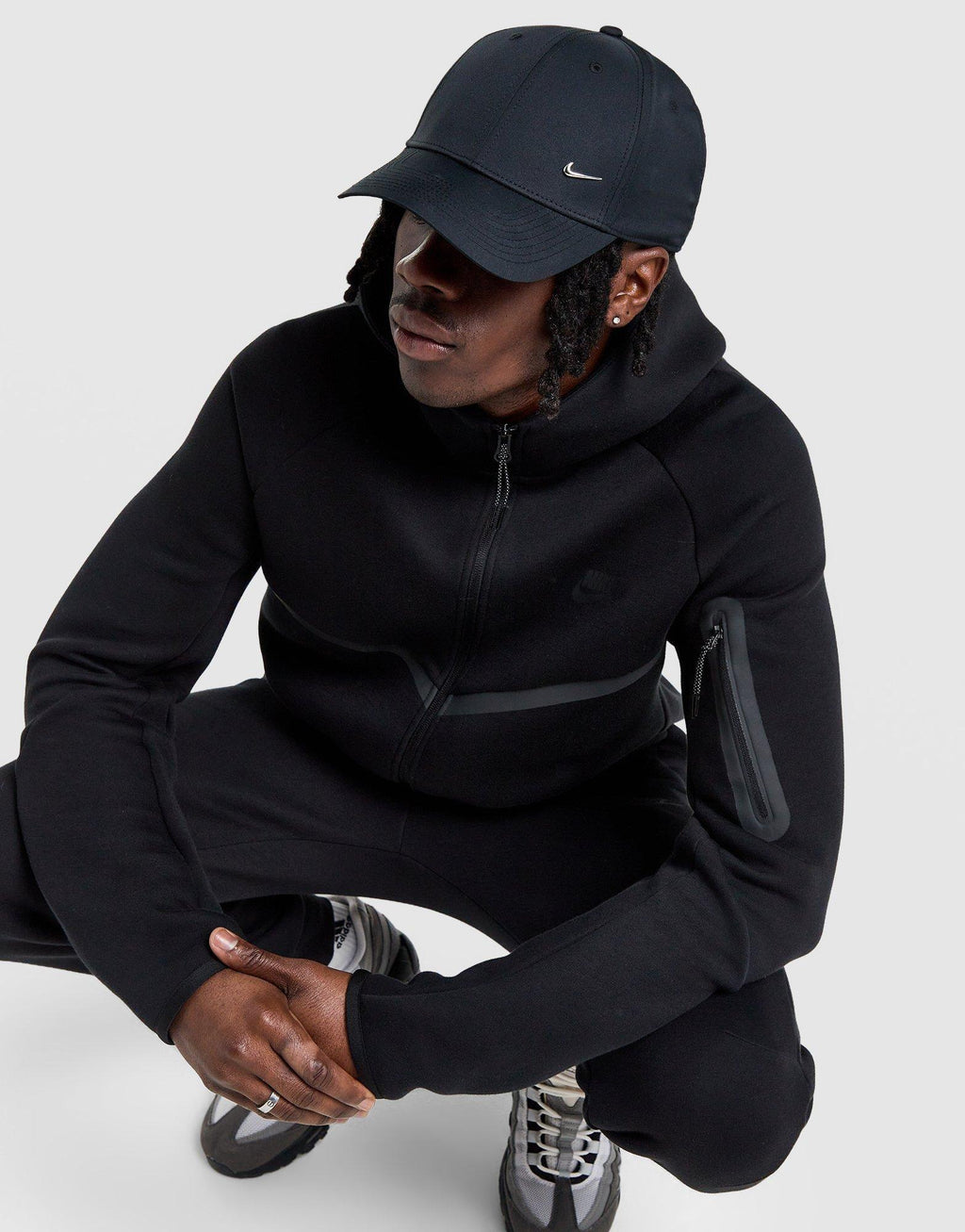 Club Structured Metal Swoosh Cap