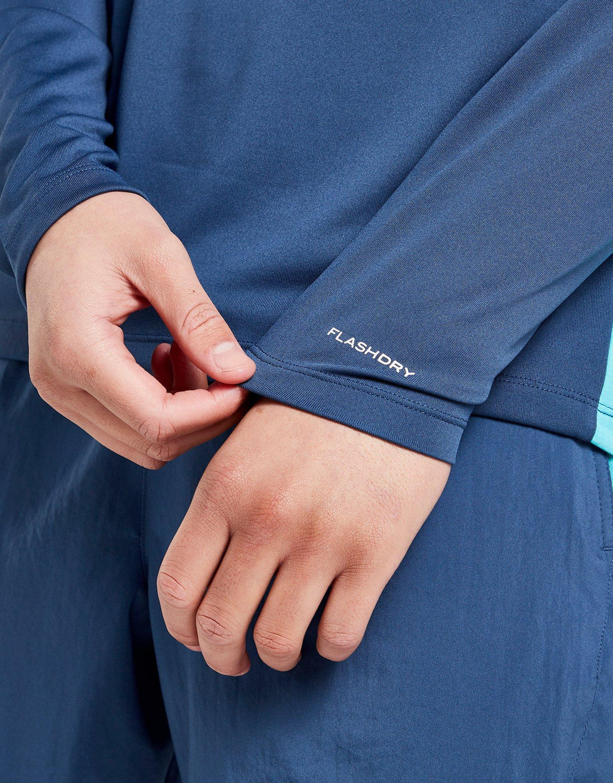 Performance 1/4 Zip Top