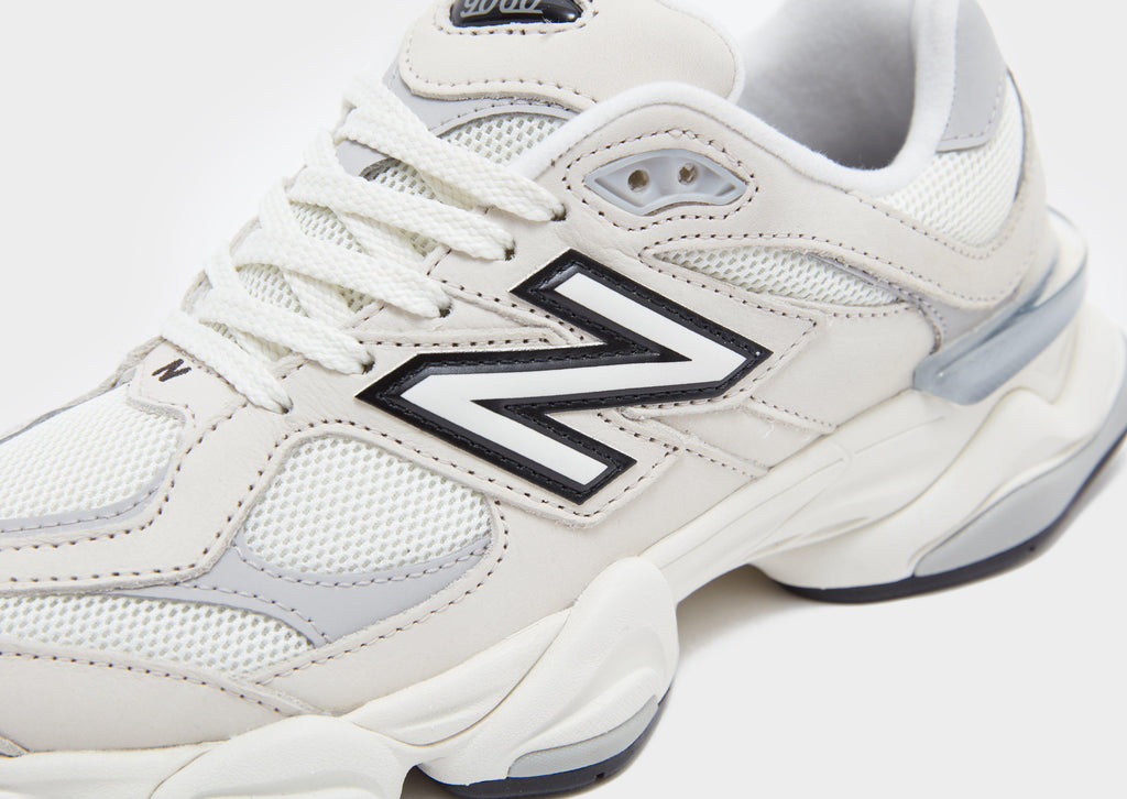 9060 Women's