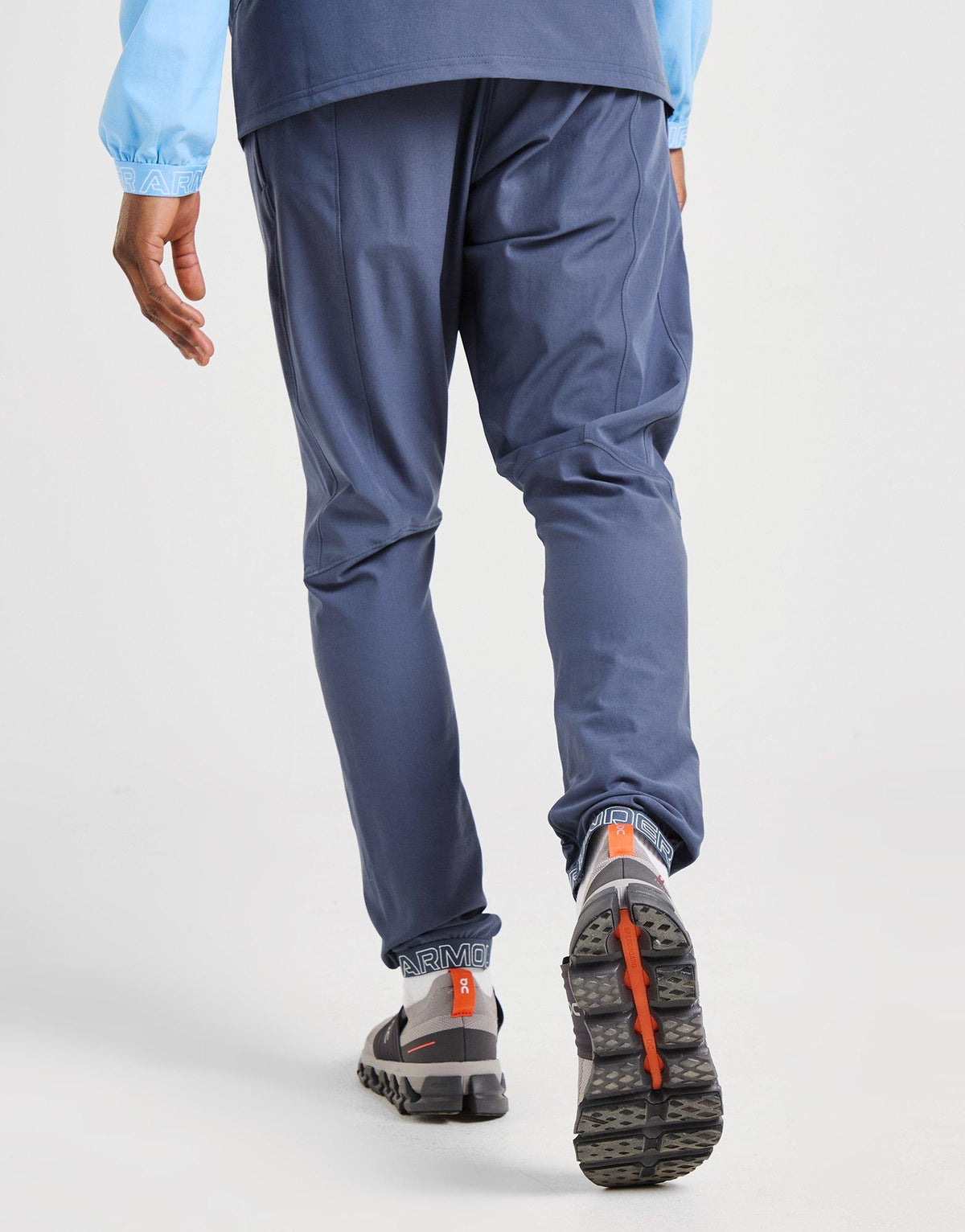 UA Storm Vanish Track Pants
