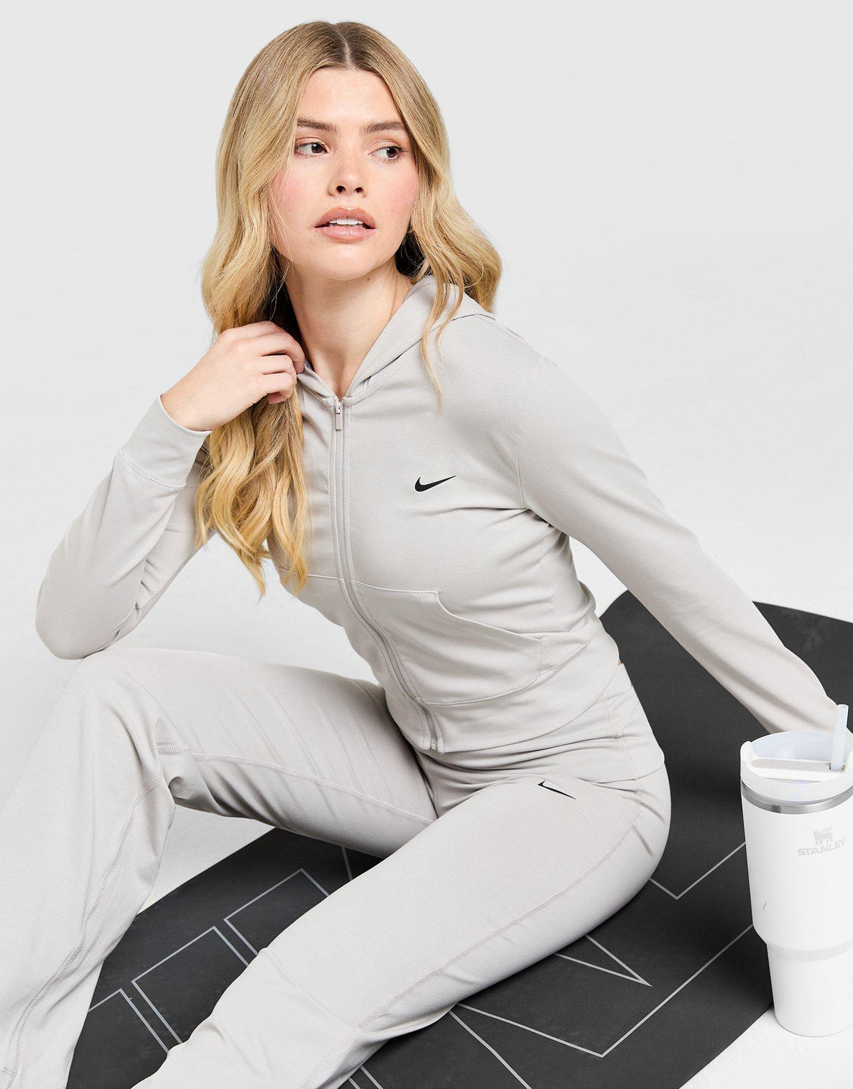 Essential Full Zip Hoodie