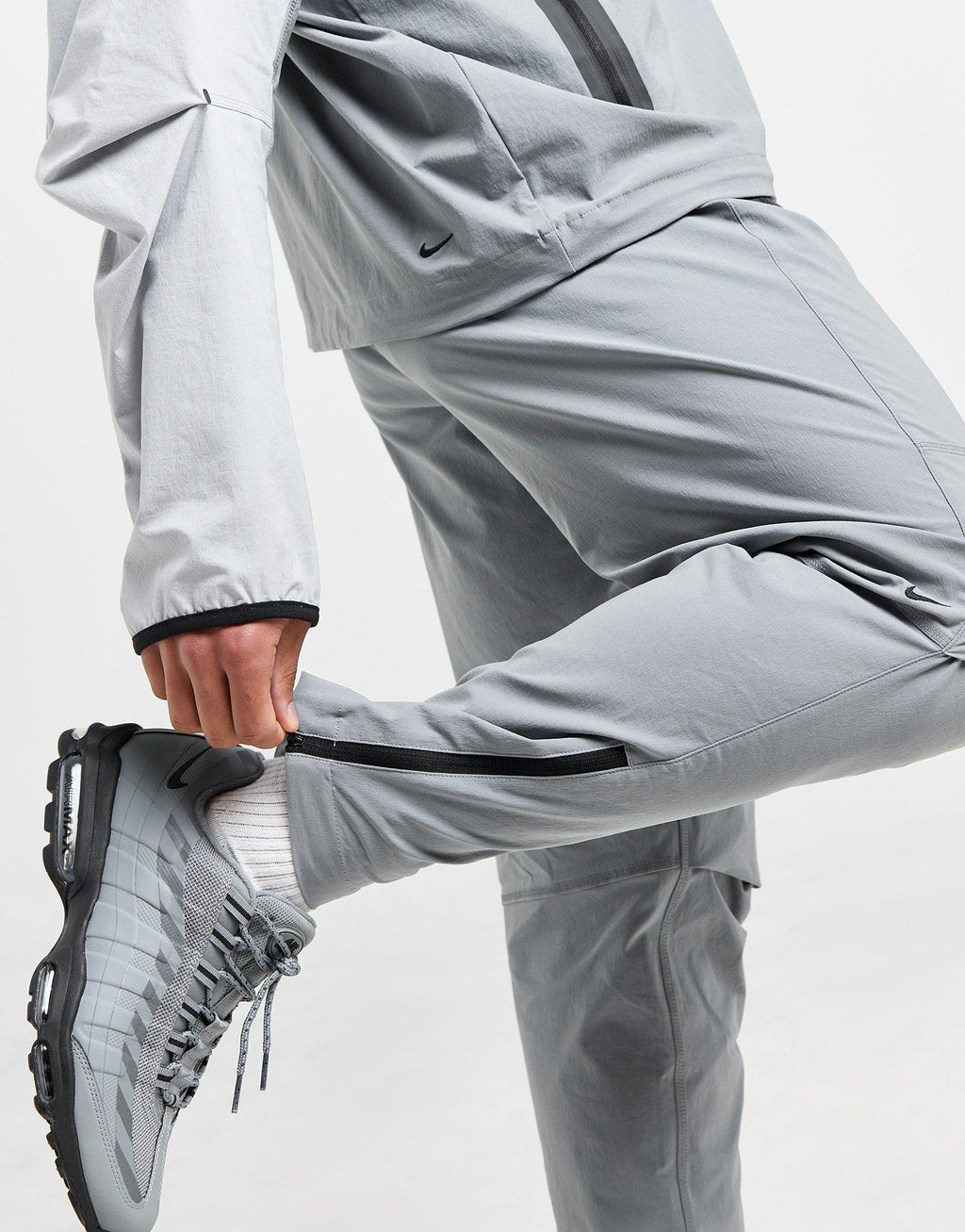 Tech Woven Pants