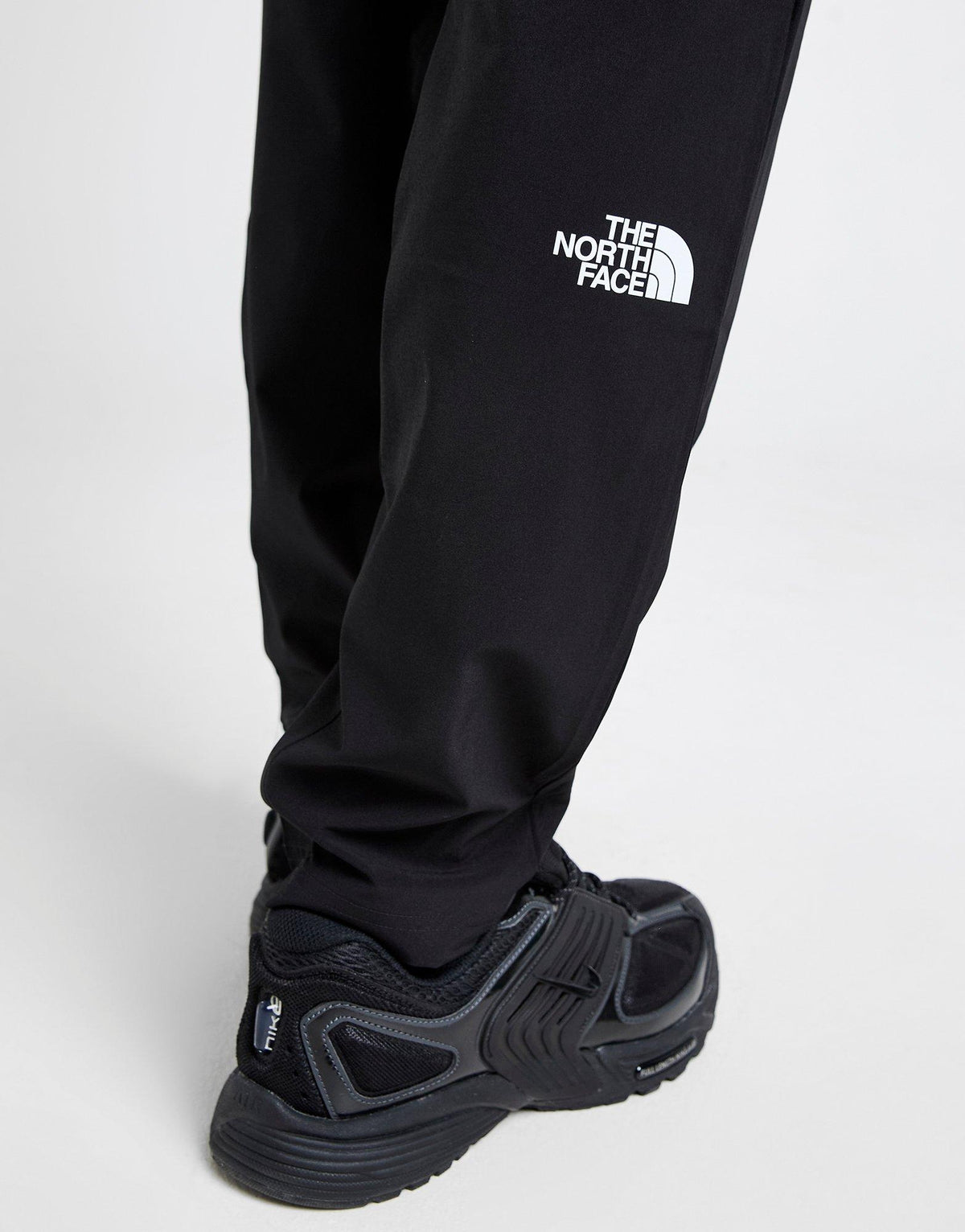 24/7 Woven Track Pants