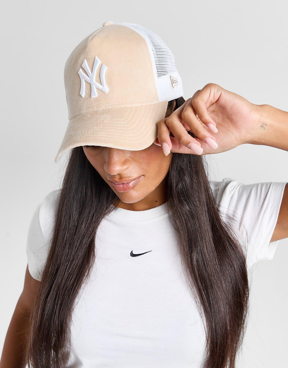 MLB New York Yankees Velour Trucker Hat Women's