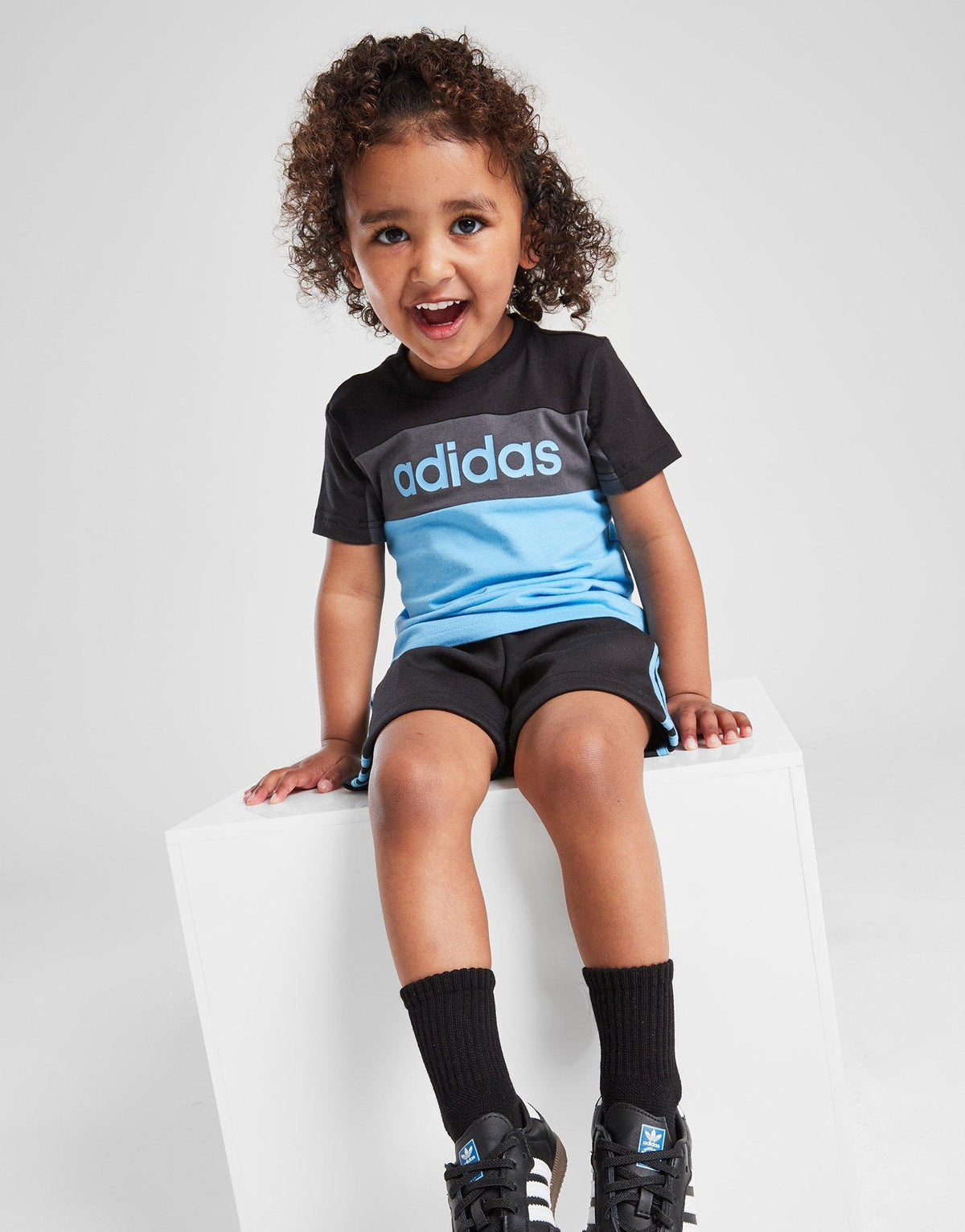 Linear T-Shirt/Shorts Set Infant