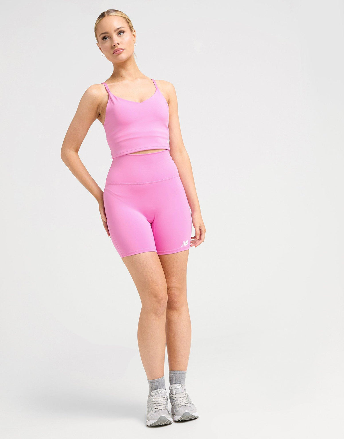 Essential Logo Sports Bra