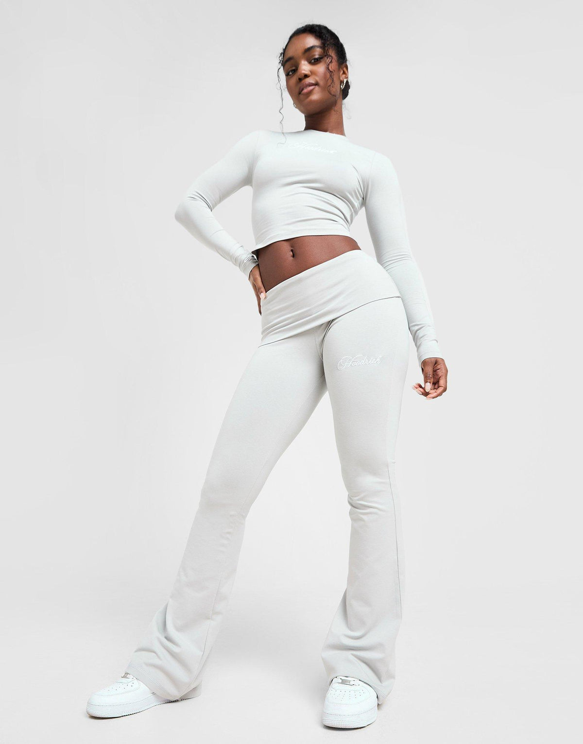 Poise Flare Leggings