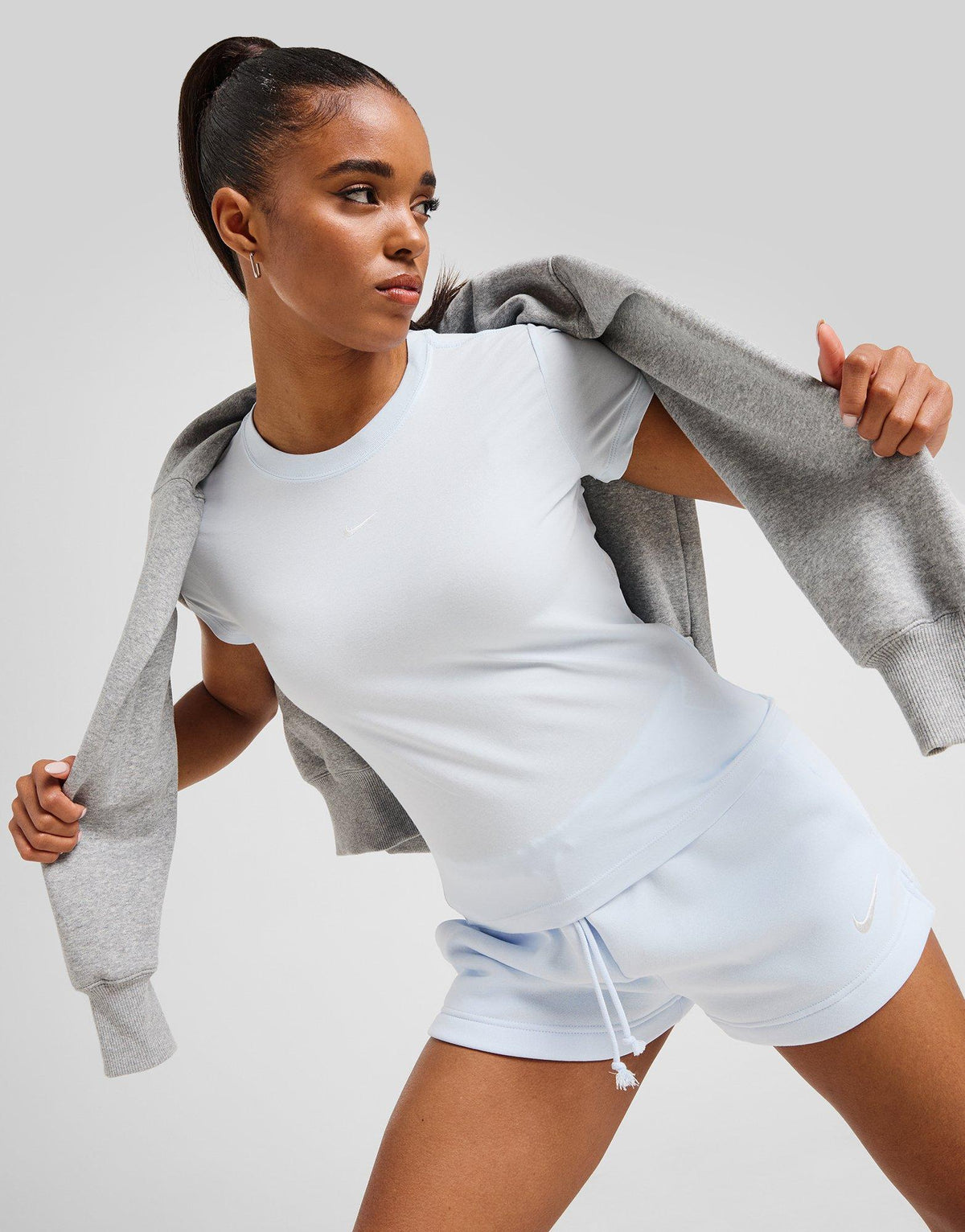 Essential Sportswear Chill Knit T-Shirt