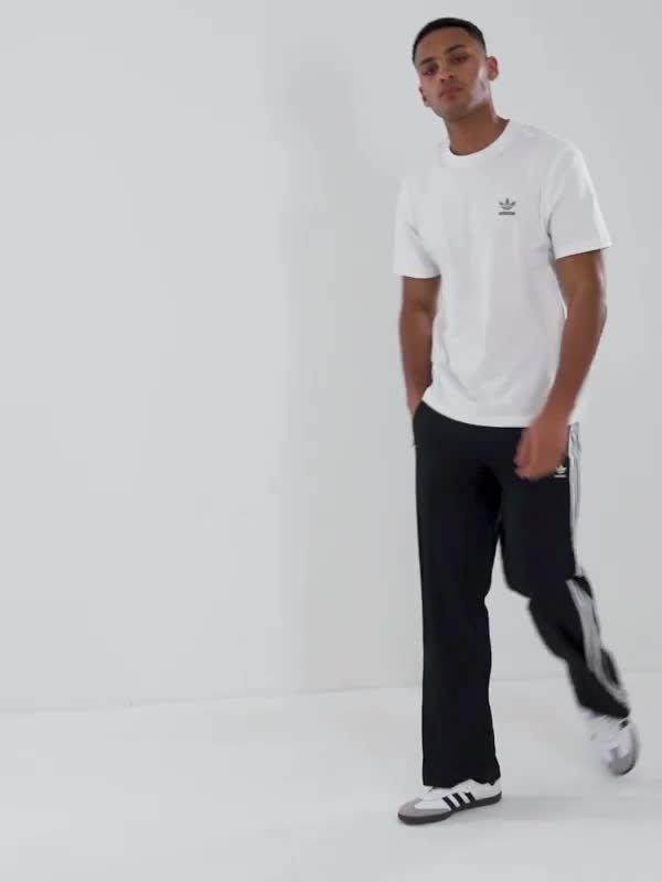 Contrast Logo T-Shirt