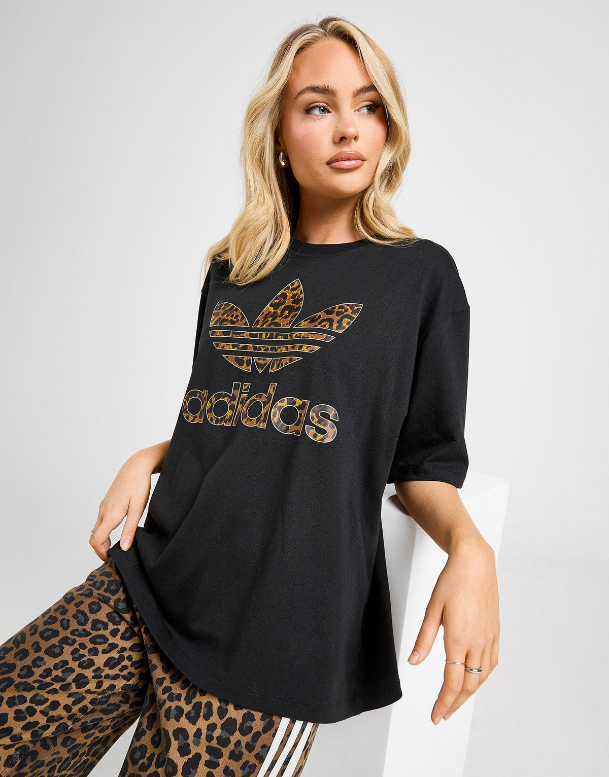 Leopard Print Trefoil Boyfriend T-Shirt