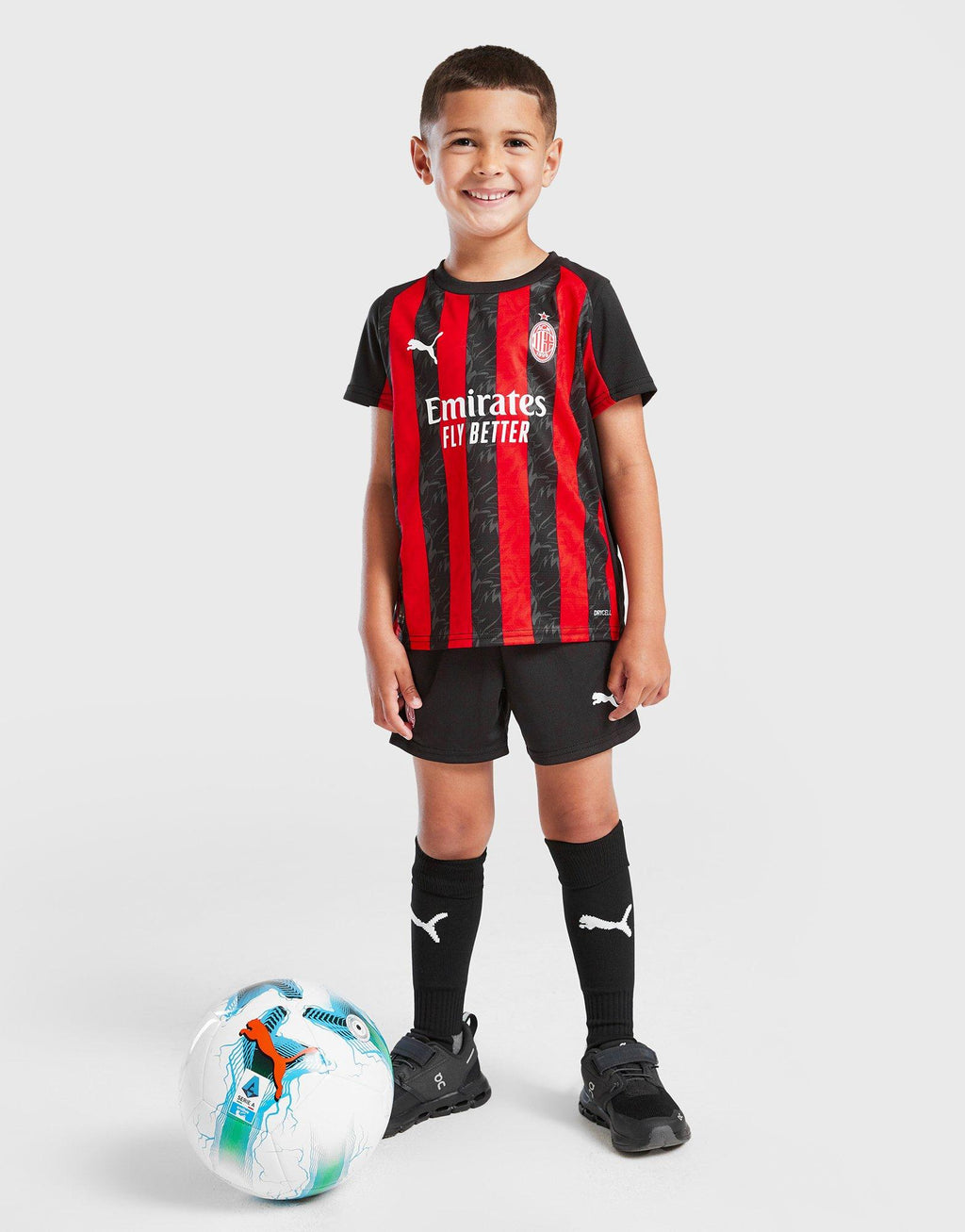 AC Milan 2025/26 Kit Children's