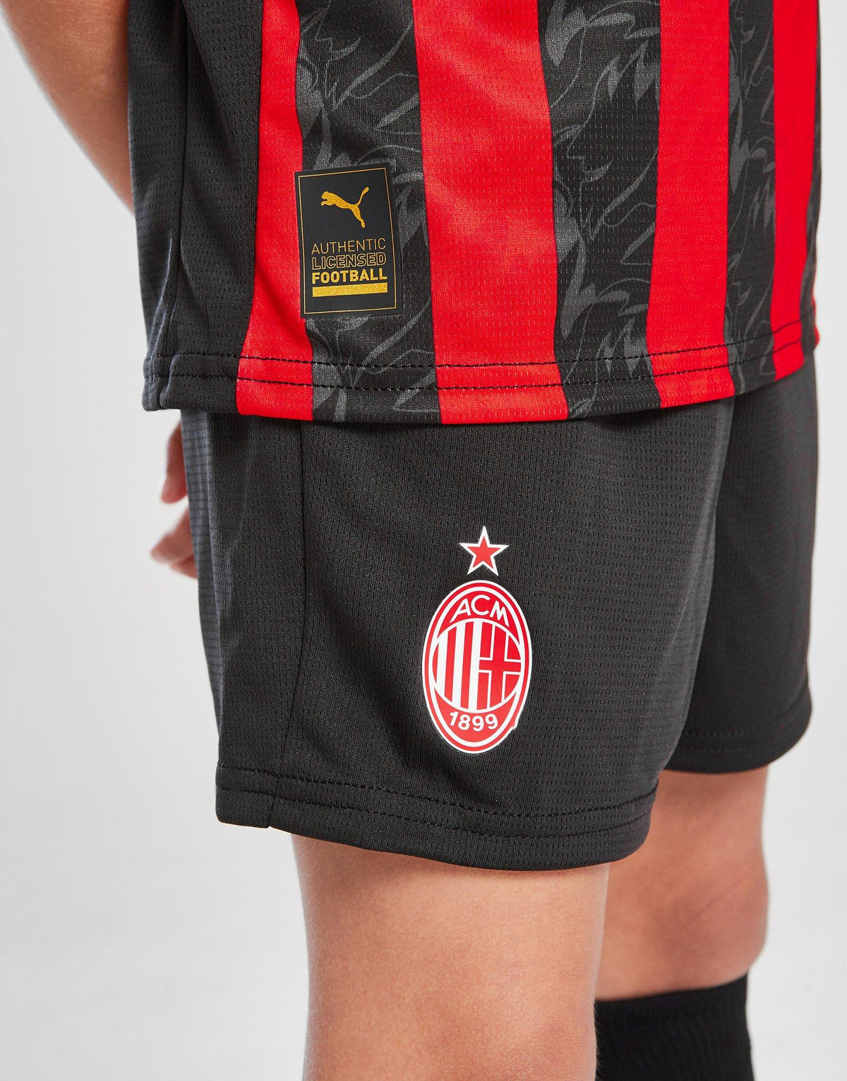 AC Milan 2025/26 Kit Children's