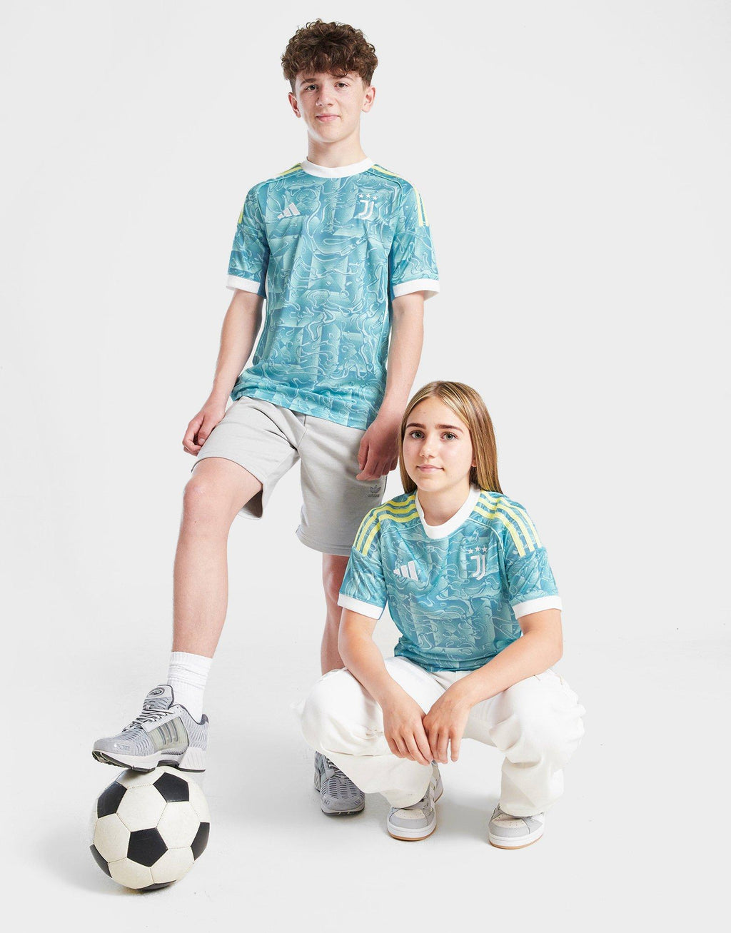 Juventus 2025/26 Away Shirt Junior's