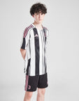 Juventus 2025/26 Home Shorts Junior