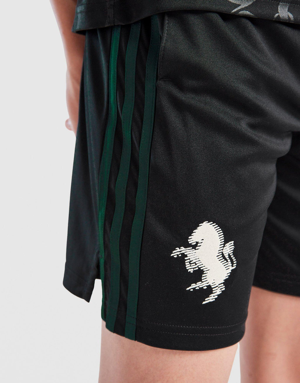 Juventus 2025/26 Third Shorts Junior
