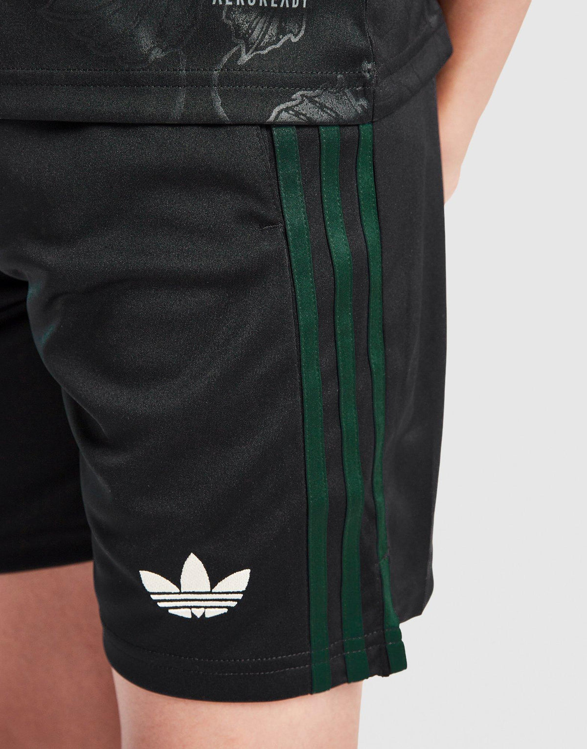 Juventus 2025/26 Third Shorts Junior