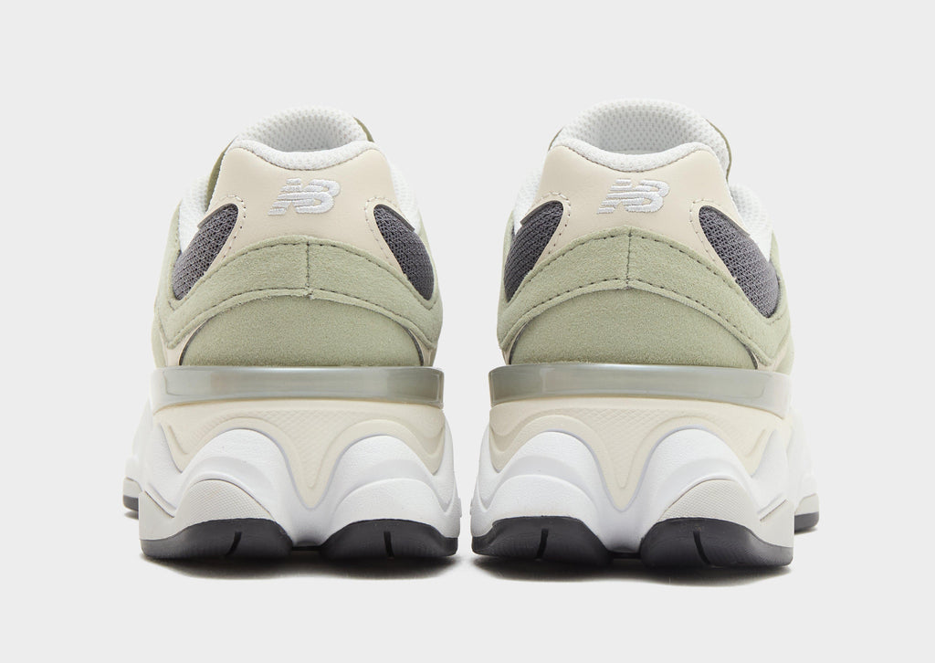 9060 Junior