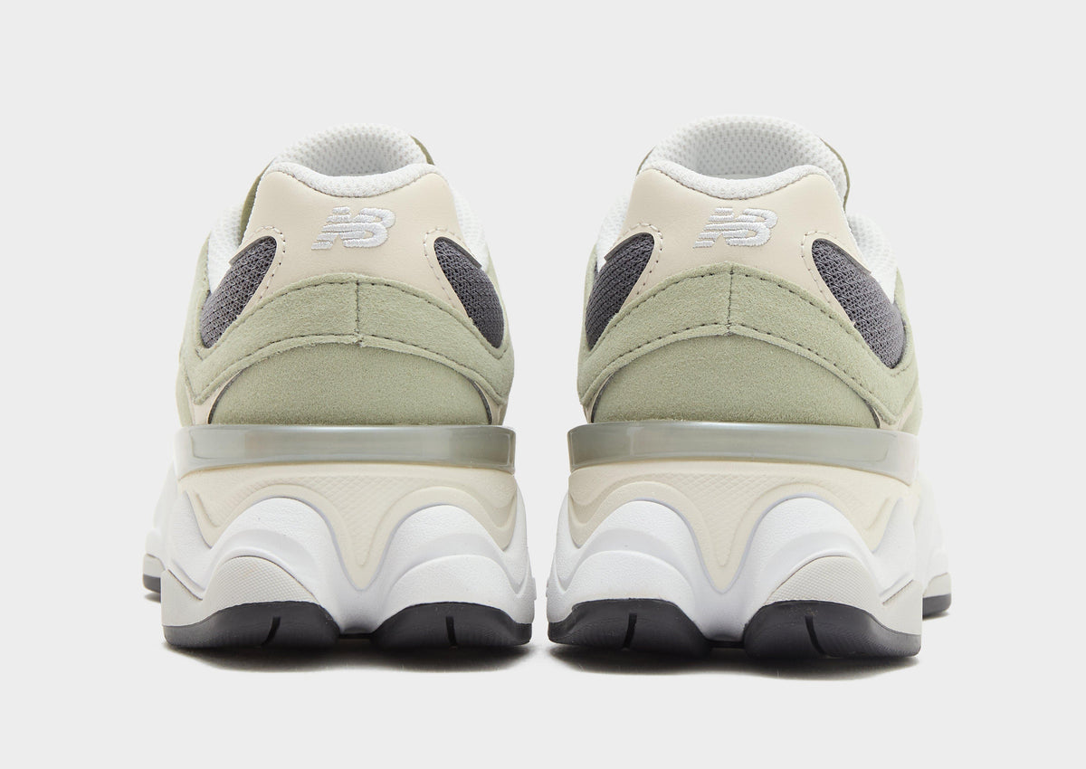 9060 Junior