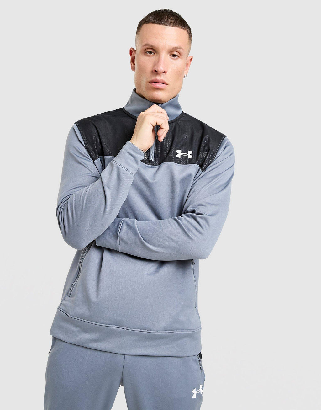 Brawl 1/4 Zip Sweatshirt