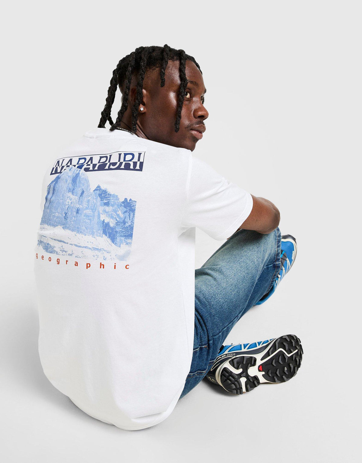 Mirada Back Graphic T-Shirt