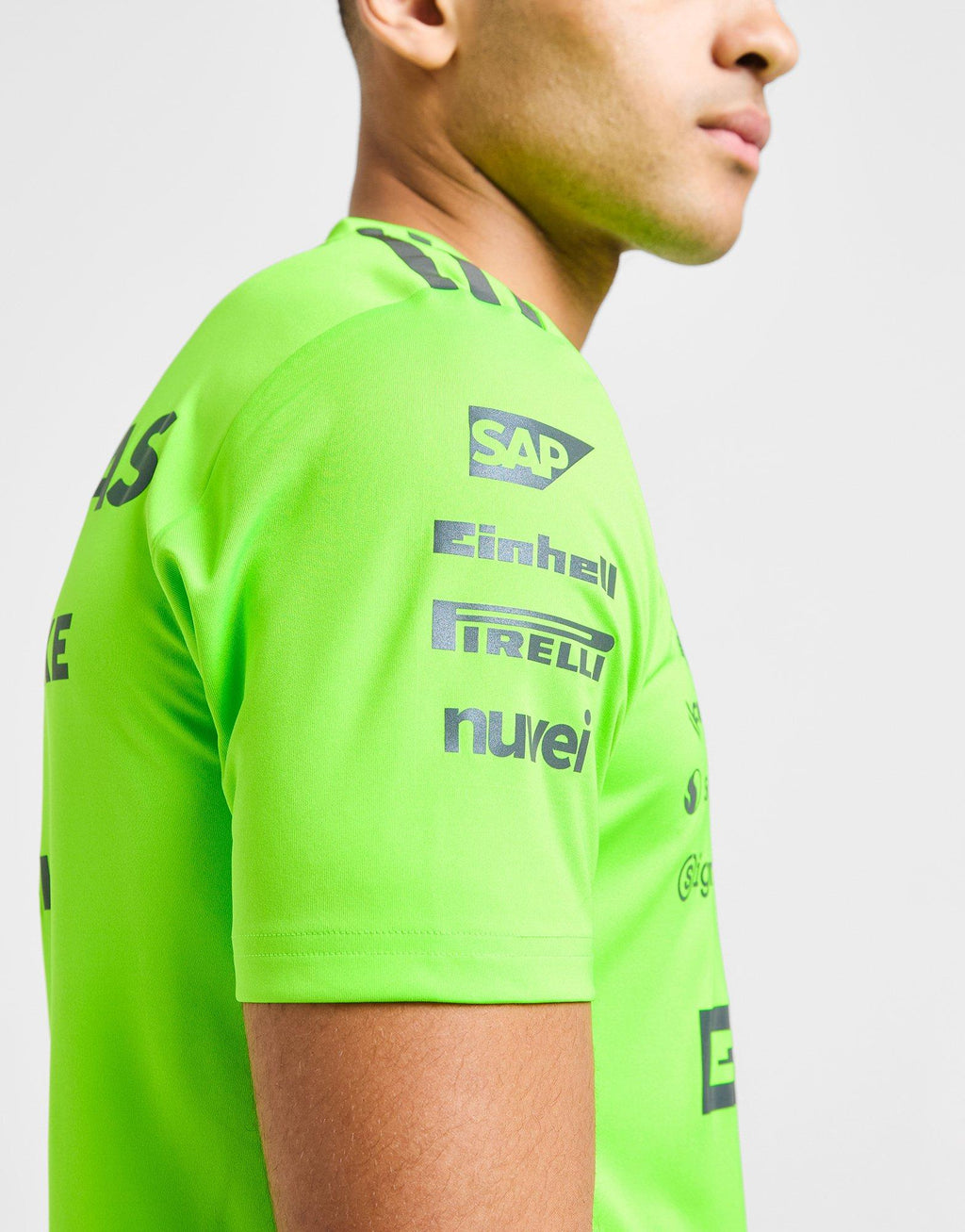 Mercedes AMG Petronas F1 Team Set-Up T-Shirt