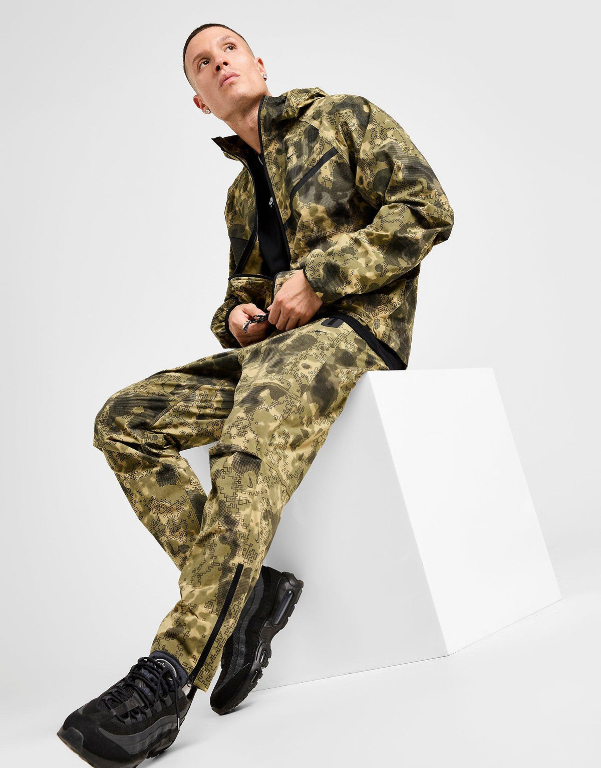 Tech Woven Track Pants