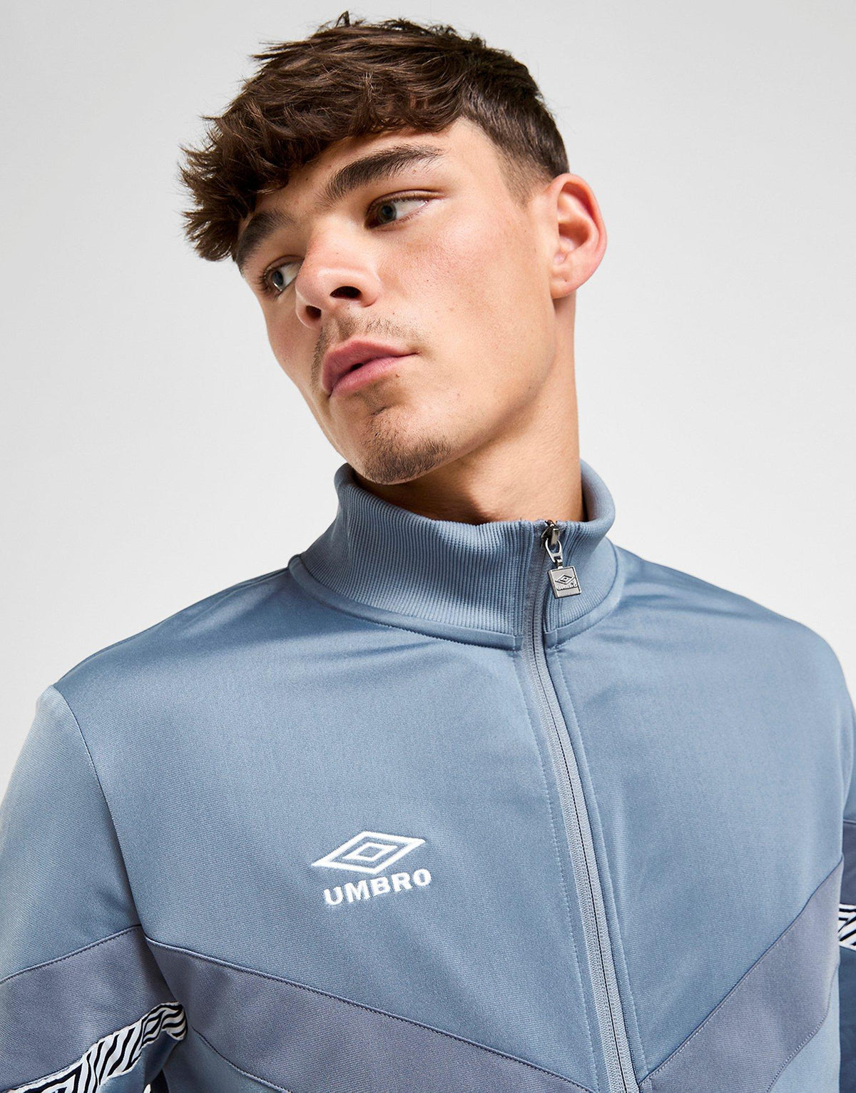 V Panel Track Top