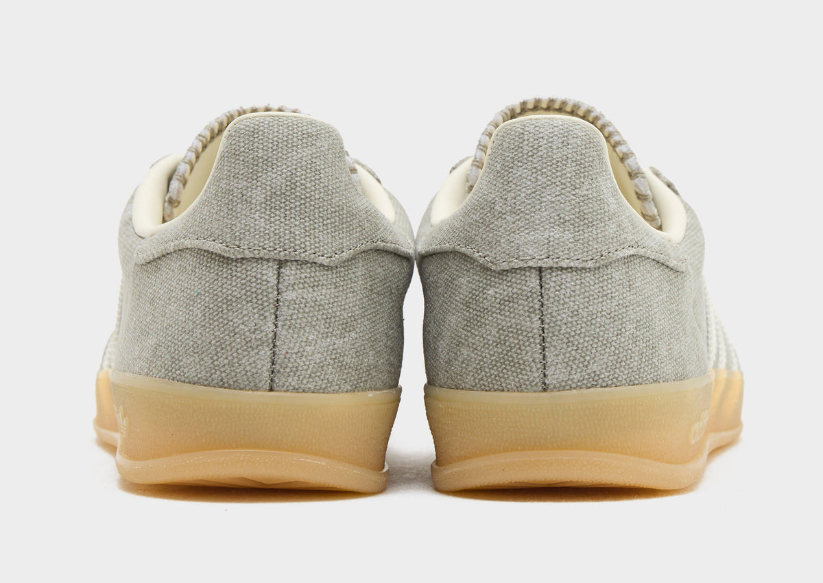 Gazelle Indoor Women's