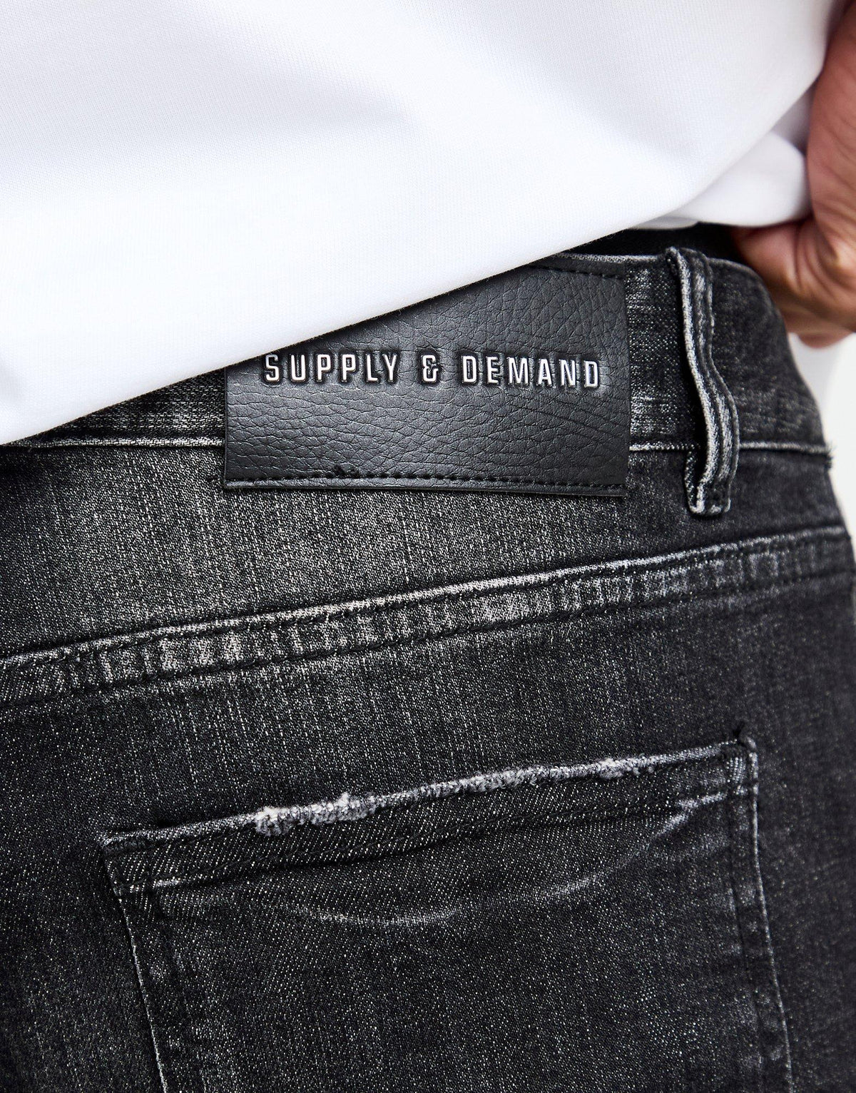Washed Core Slim Jeans
