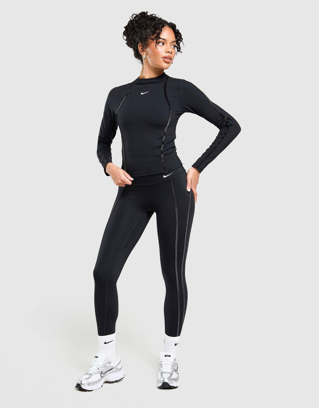 Training One Velvet Binding Leggings