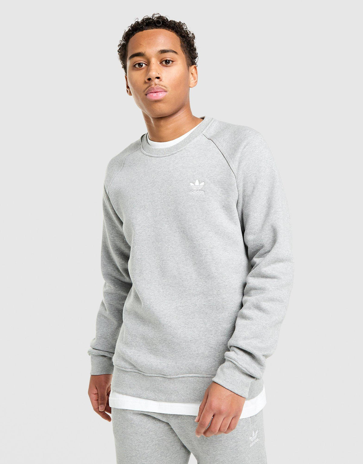 Trefoil Essential Crew Sweatshirt