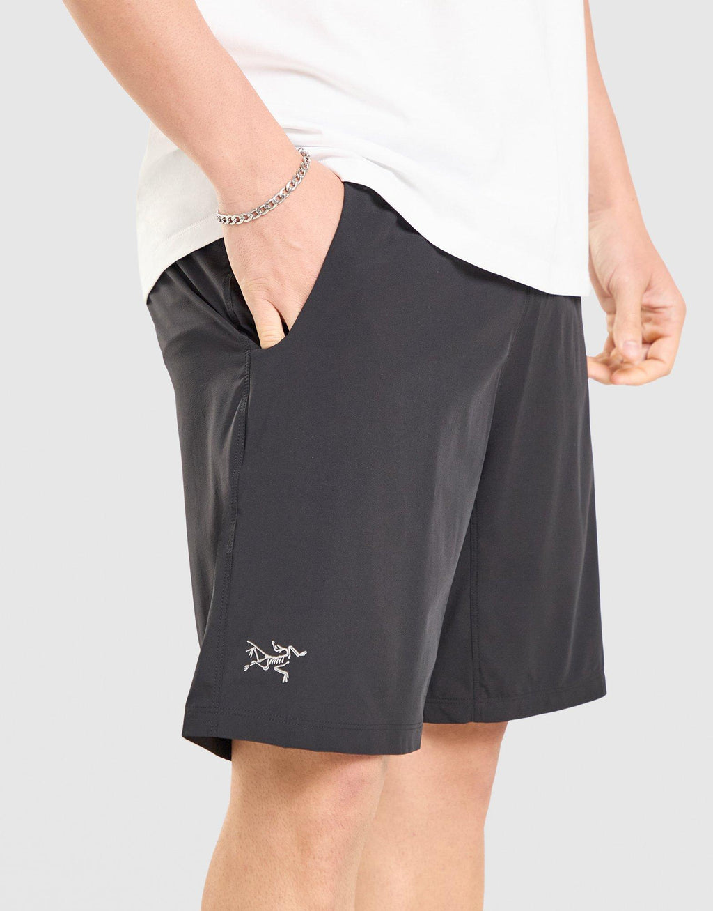 Incendo Short 9"