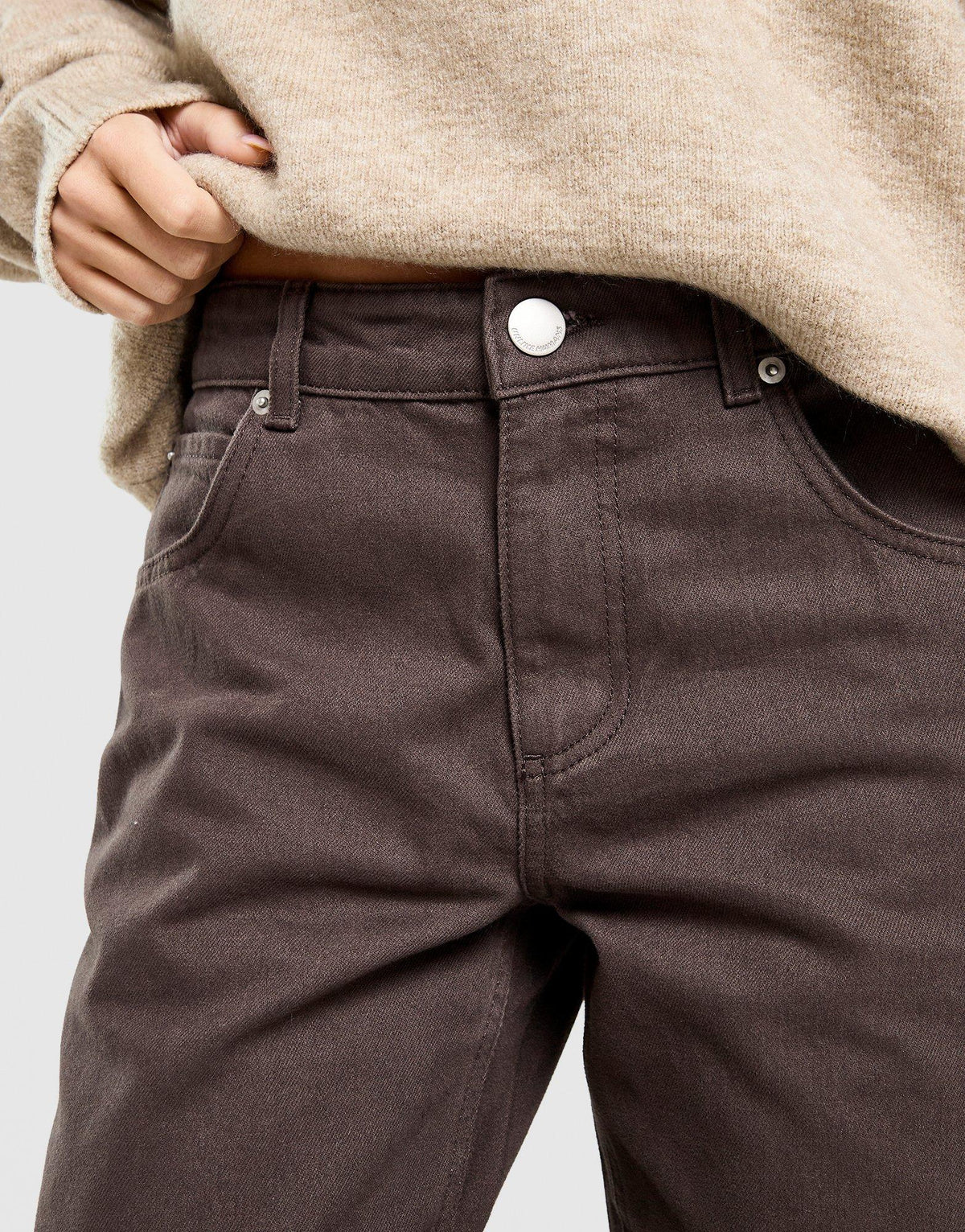 Mid-Rise Loose Jeans