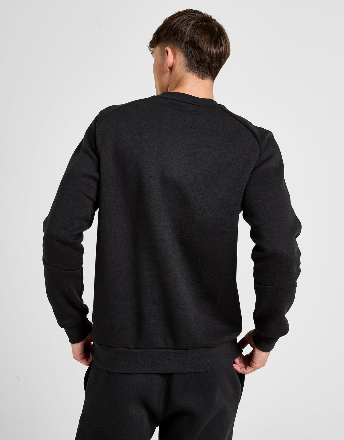 Essential Crew Sweatshirt